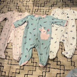 Floral footie onsies 3 Pack. Carters 3 months